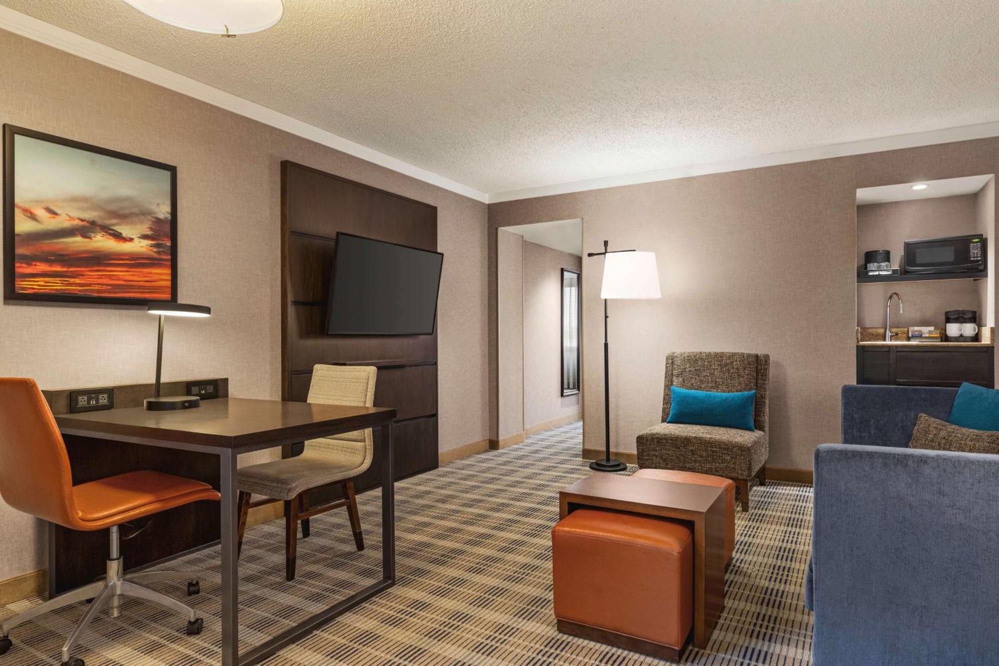 Embassy Suites By Hilton Kansas City Overland Park Extérieur photo
